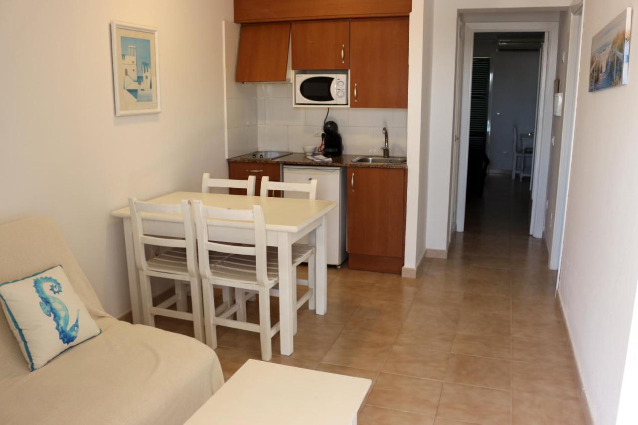 Apartamentos Saura Кала-эн-Бланес Экстерьер фото